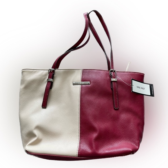 SOLD NWT Nine West red/tan strappy leathery purse w/pockets & adjustable straps. - Picture 5 of 10